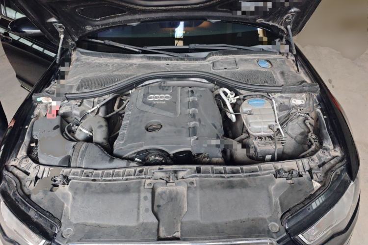 Used Audi A6L 2014 TFSI Standard Model Engine Bay
