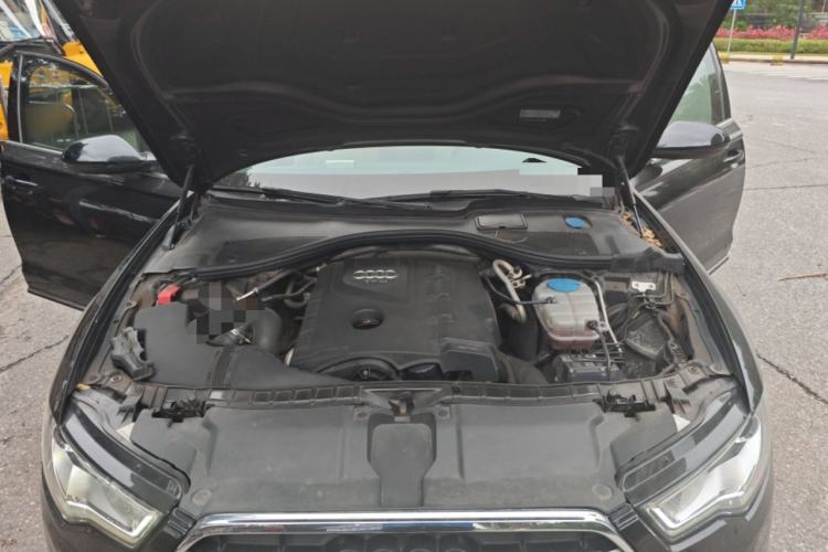 Used Audi A6L 2014 TFSI Standard Model Engine Bay