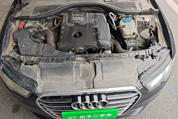 Used Audi A6L 2014 TFSI Standard Model Engine Bay