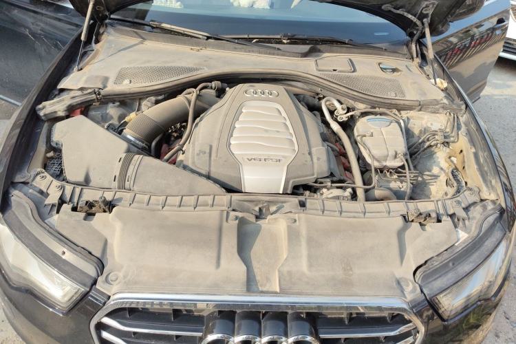 Used Audi A6L 2014 30 FSI Comfort Model Engine Bay