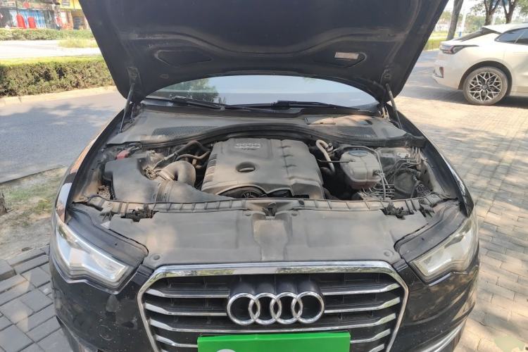 Used Audi A6L 2014 TFSI Standard Model Engine Bay