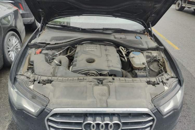 Used Audi A6L 2014 TFSI Standard Model Engine Bay