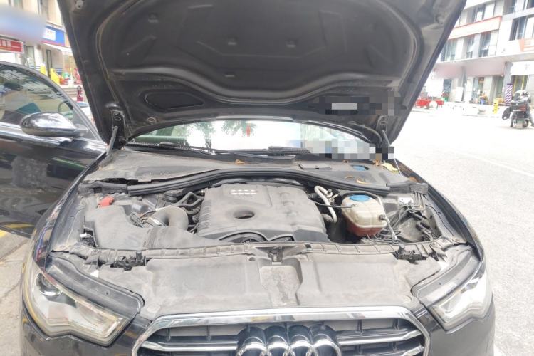 Used Audi A6L 2014 TFSI Standard Model Engine Bay