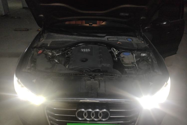 Used Audi A6L 2014 TFSI Standard Model Engine Bay