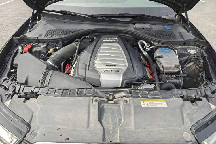 Used Audi A6L 2014 30 FSI Comfort Model Engine Bay