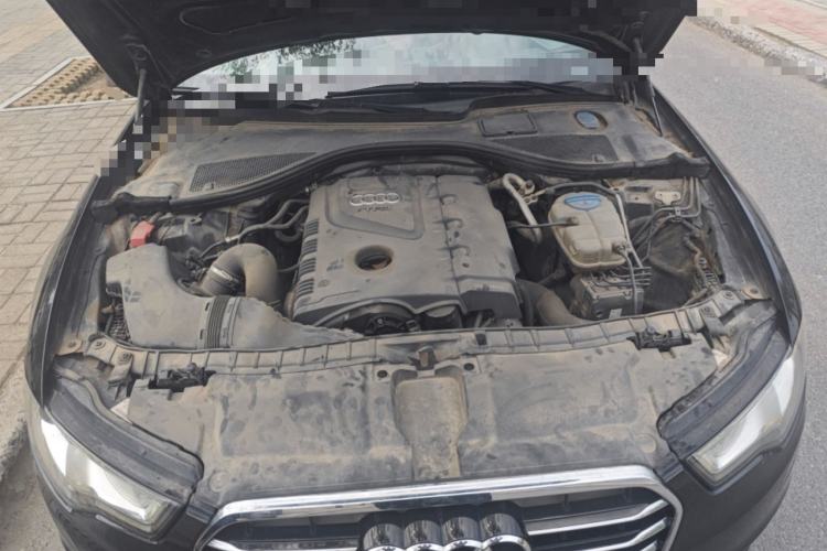 Used Audi A6L 2014 TFSI Standard Model Engine Bay