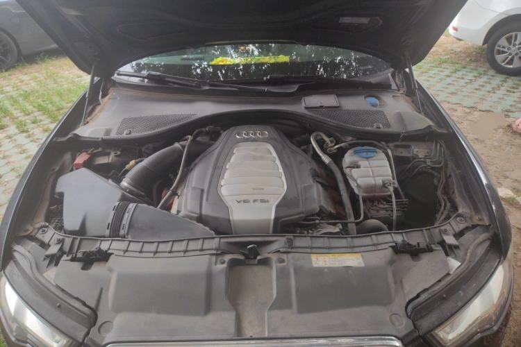 Used Audi A6L 2014 30 FSI Comfort Model Engine Bay