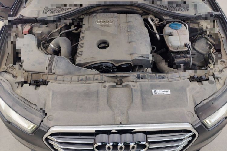 Used Audi A6L 2014 TFSI Standard Model Engine Bay
