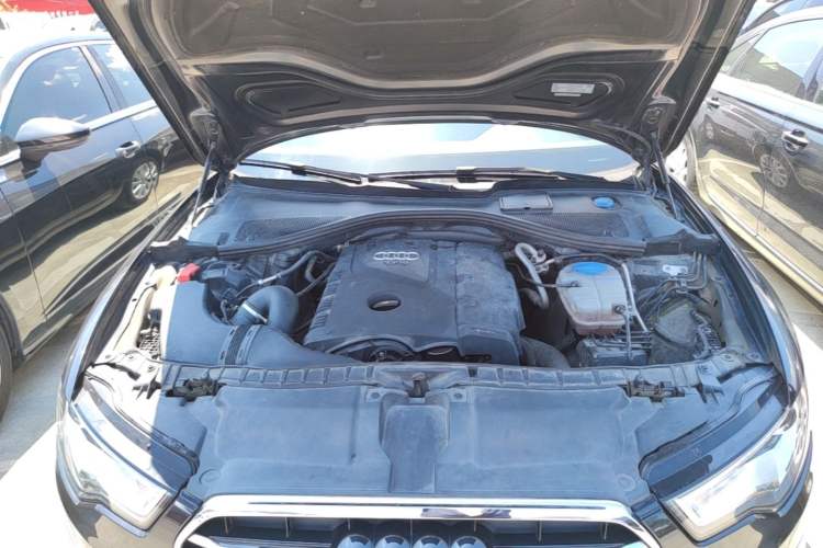Used Audi A6L 2014 TFSI Standard Model Engine Bay