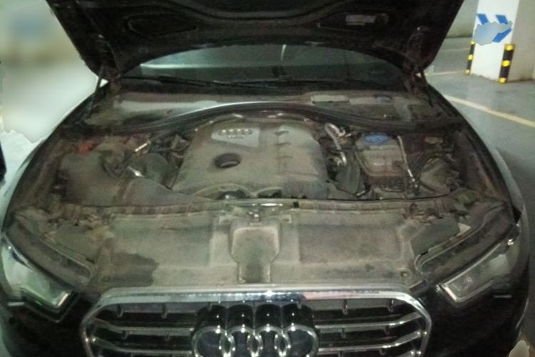 Used Audi A6L 2014 TFSI Standard Model Engine Bay