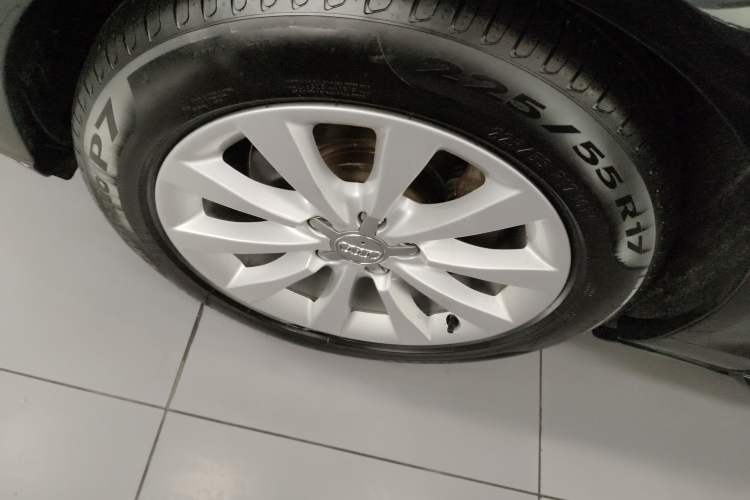 Used Audi A6L 2014 30 FSI Luxury Model Exterior 4