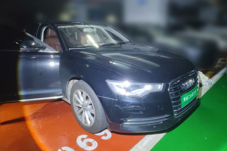 Used Audi A6L 2014 30 FSI Comfort Model Front Right 45 Deg