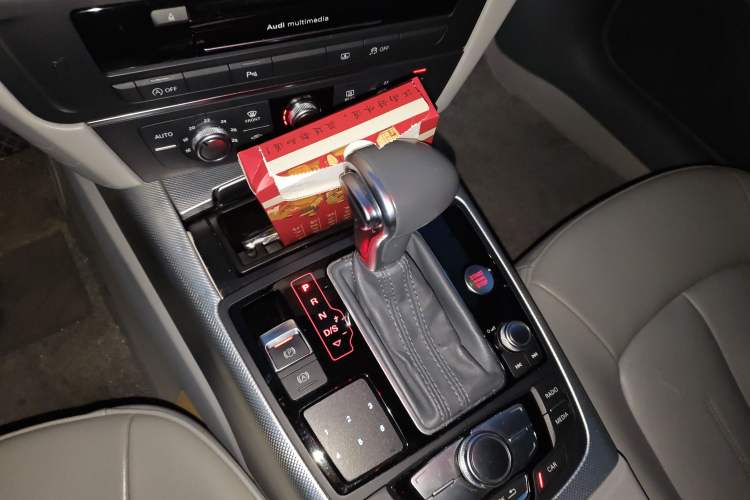 Used Audi A6L 2014 TFSI Standard Model Gear Lever