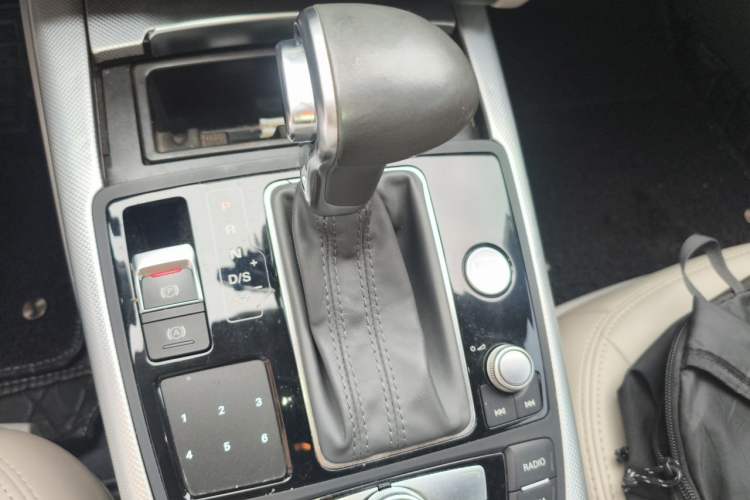 Used Audi A6L 2014 TFSI Standard Model Gear Lever