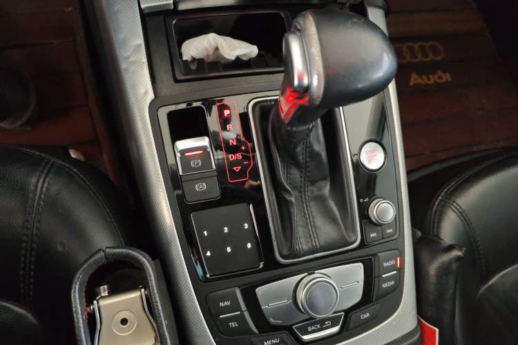 Used Audi A6L 2014 TFSI Standard Model Gear Lever