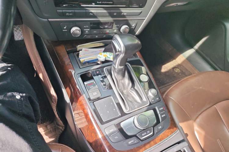Used Audi A6L 2014 30 FSI Comfort Model Gear Lever