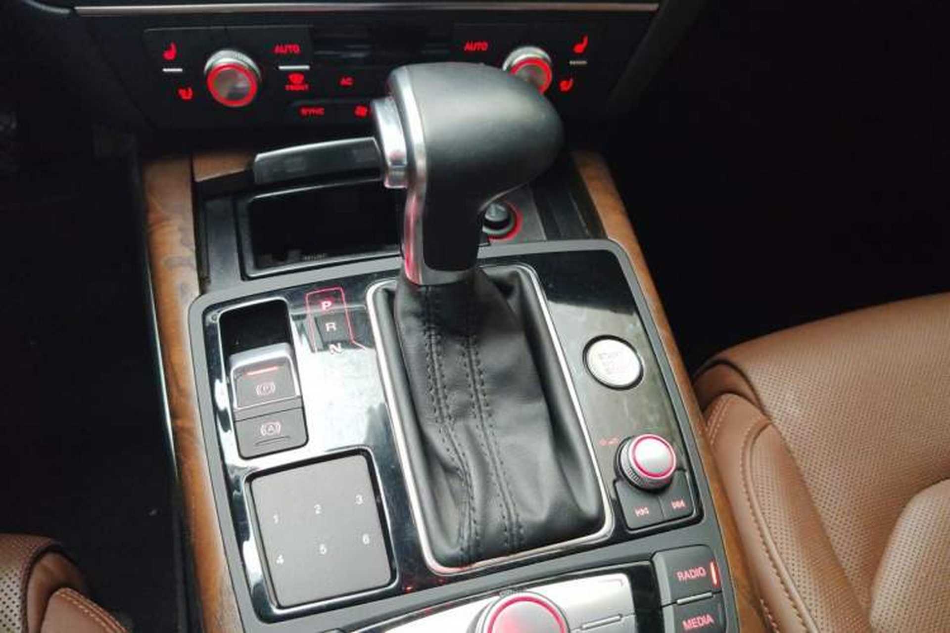 Used Audi A6L 2014 50 TFSI quattro Luxury Model Gear Lever