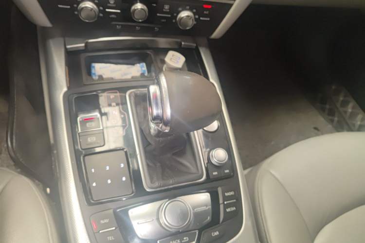 Used Audi A6L 2014 30 FSI Technology Model Gear Lever
