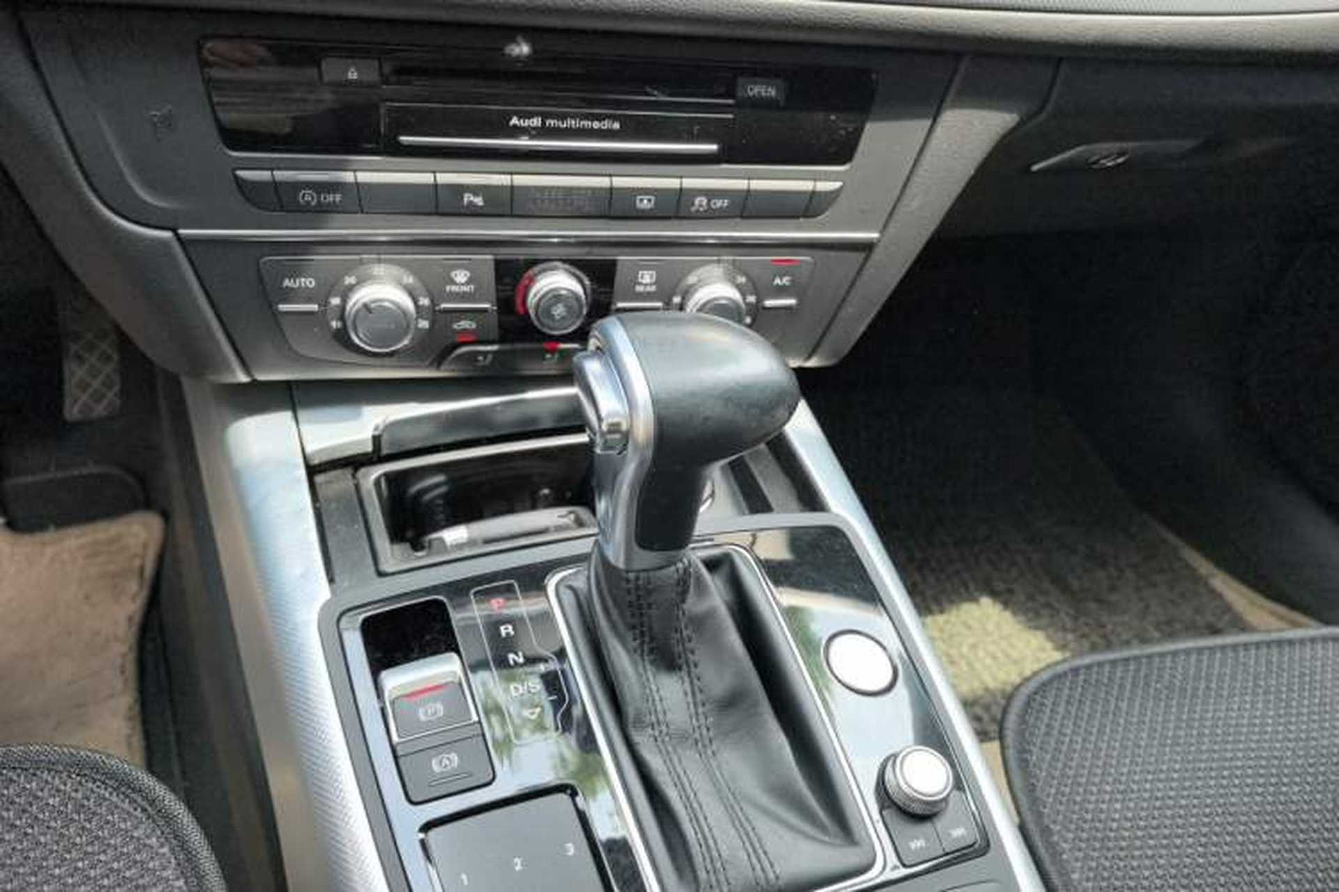 Used Audi A6L 2014 TFSI Standard Model Gear Lever