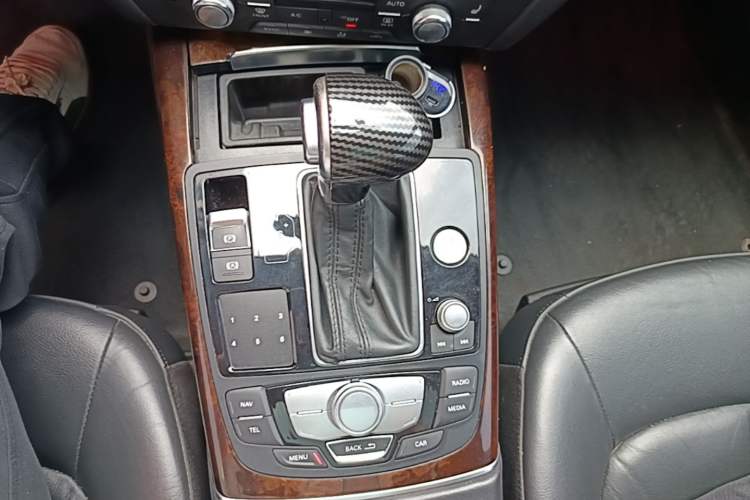 Used Audi A6L 2014 30 FSI Luxury Model Gear Lever