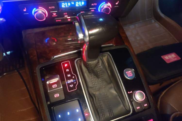 Used Audi A6L 2014 30 FSI Comfort Model Gear Lever