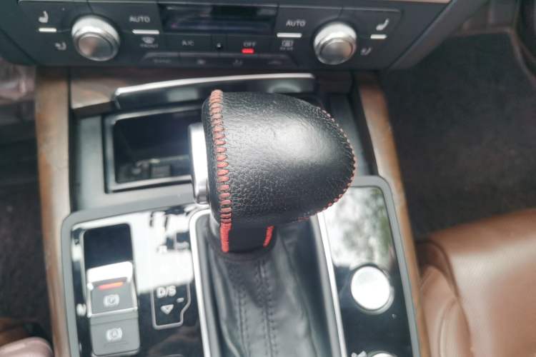 Used Audi A6L 2014 50 TFSI quattro Luxury Model Gear Lever
