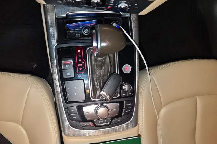 Used Audi A6L 2014 30 FSI Technology Model Gear Lever