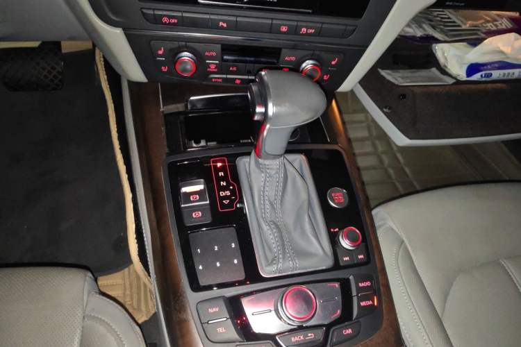 Used Audi A6L 2014 50 TFSI quattro Luxury Model Gear Lever