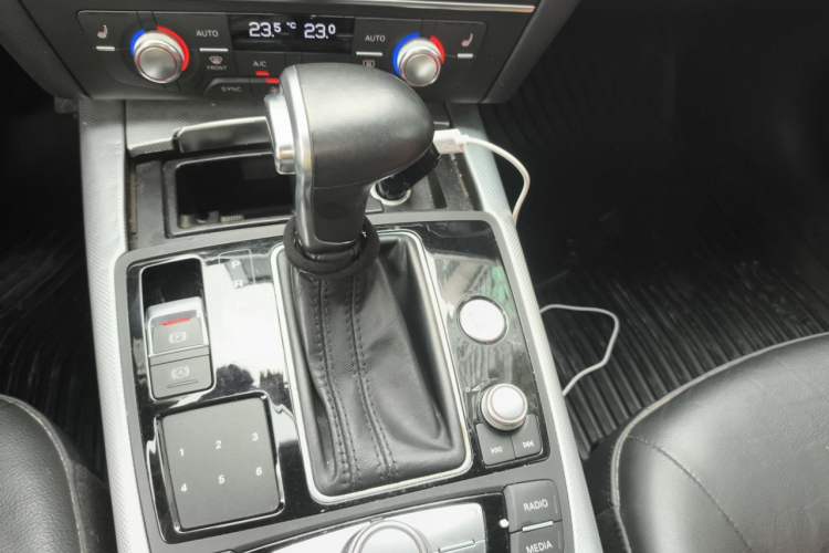 Used Audi A6L 2014 TFSI Comfort Model Gear Lever