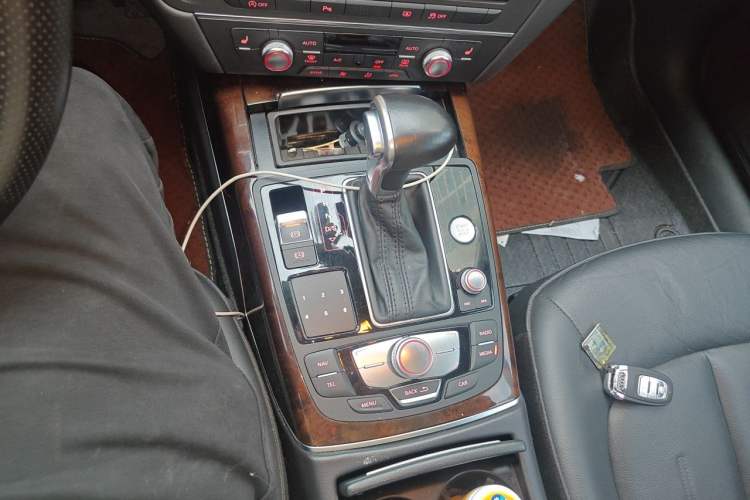 Used Audi A6L 2014 30 FSI Luxury Model Gear Lever