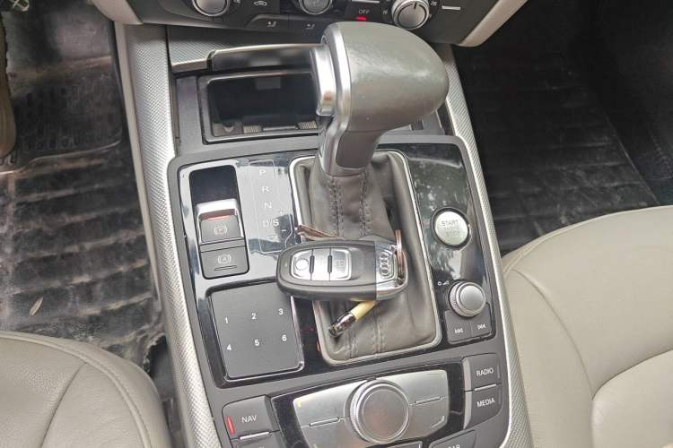 Used Audi A6L 2014 30 FSI Technology Model Gear Lever