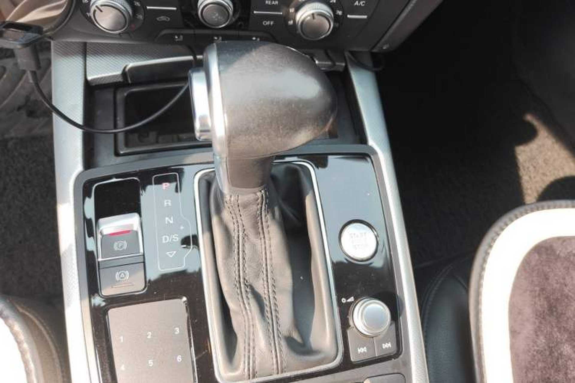 Used Audi A6L 2014 TFSI Standard Model Gear Lever