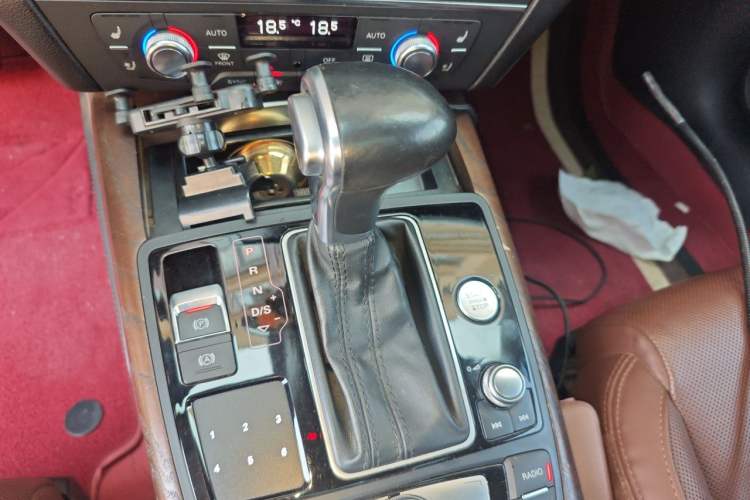Used Audi A6L 2014 50 TFSI quattro Luxury Model Gear Lever