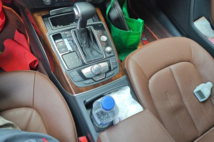Used Audi A6L 2014 30 FSI Comfort Model Gear Lever