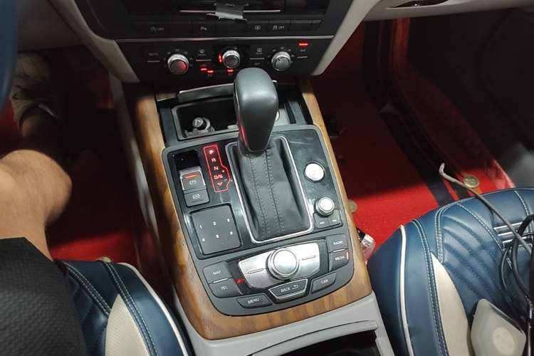 Used Audi A6L 2014 TFSI Standard Model Gear Lever