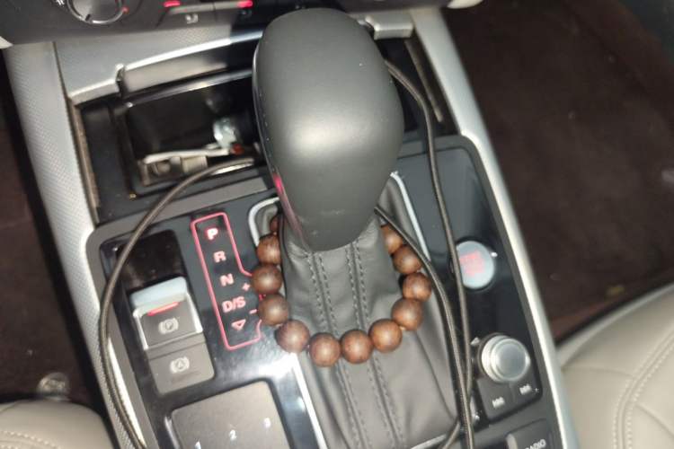 Used Audi A6L 2014 TFSI Standard Model Gear Lever