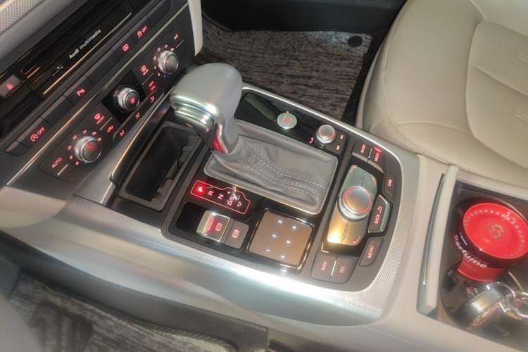 Used Audi A6L 2014 TFSI Standard Model Gear Lever