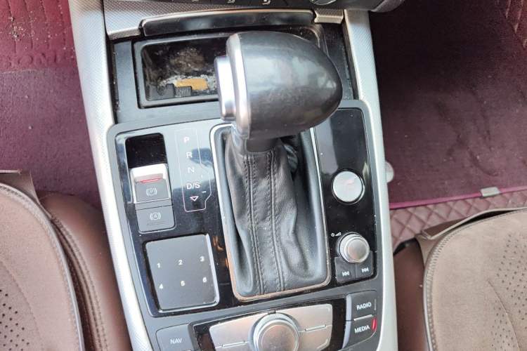 Used Audi A6L 2014 TFSI Standard Model Gear Lever