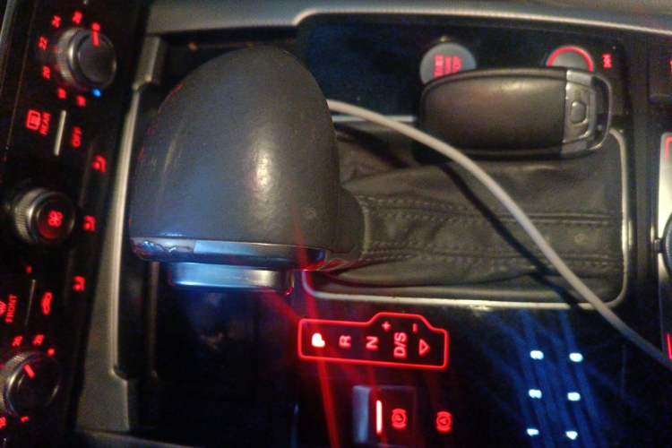 Used Audi A6L 2014 TFSI Comfort Model Gear Lever