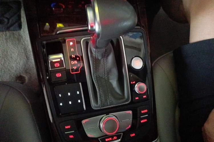 Used Audi A6L 2014 30 FSI Luxury Model Gear Lever
