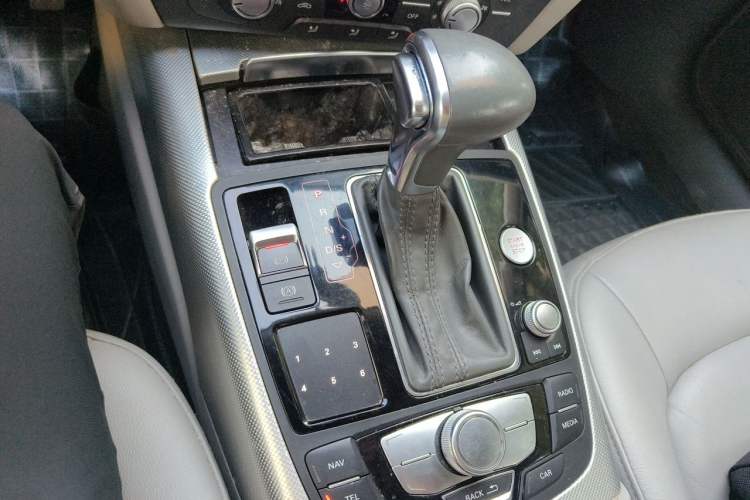 Used Audi A6L 2014 TFSI Standard Model Gear Lever