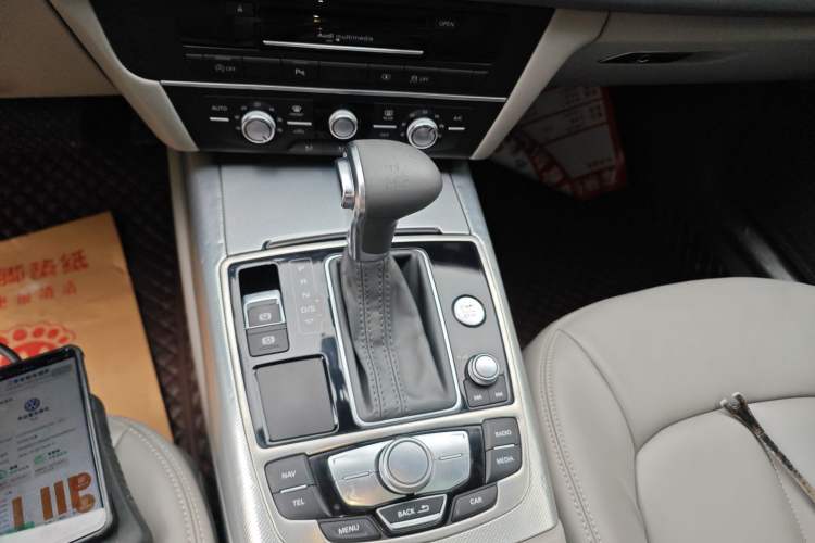 Used Audi A6L 2014 TFSI Standard Model Gear Lever