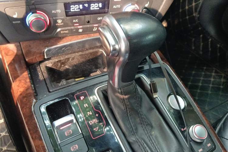 Used Audi A6L 2014 TFSI Comfort Model Gear Lever