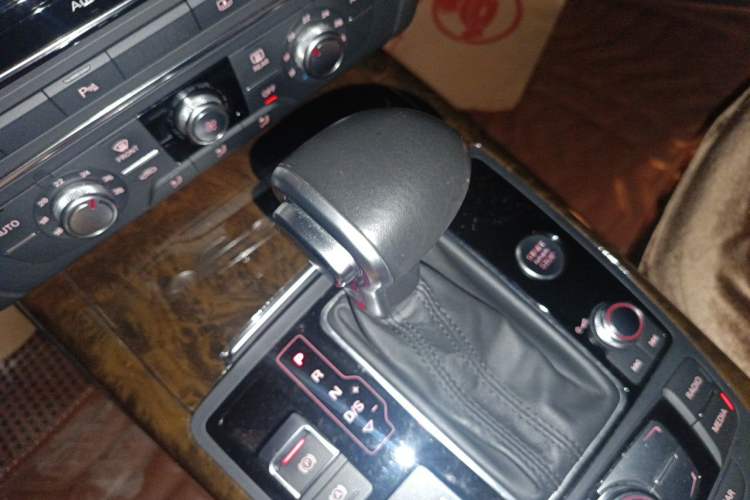 Used Audi A6L 2014 TFSI Standard Model Gear Lever