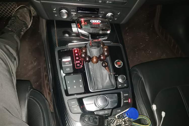 Used Audi A6L 2014 35 FSI Comfort Version Gear Lever