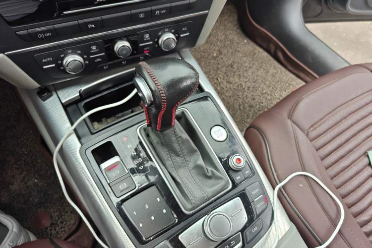 Used Audi A6L 2014 TFSI Standard Model Gear Lever