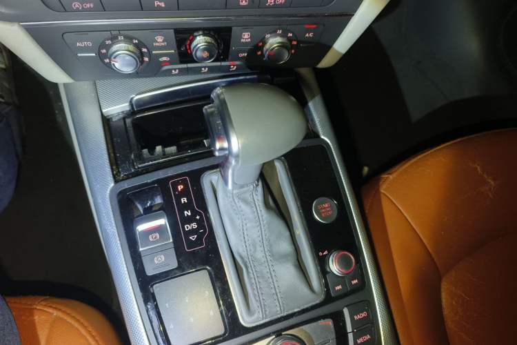 Used Audi A6L 2014 30 FSI Technology Model Gear Lever