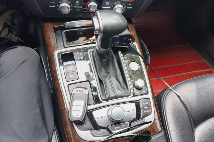 Used Audi A6L 2014 TFSI Standard Model Gear Lever