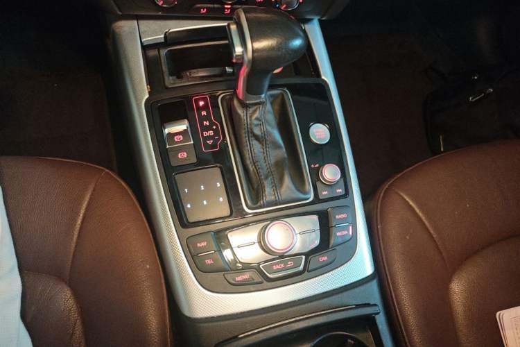 Used Audi A6L 2014 TFSI Standard Model Gear Lever