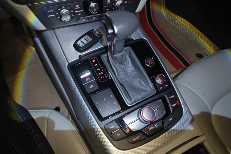 Used Audi A6L 2014 TFSI Standard Model Gear Lever
